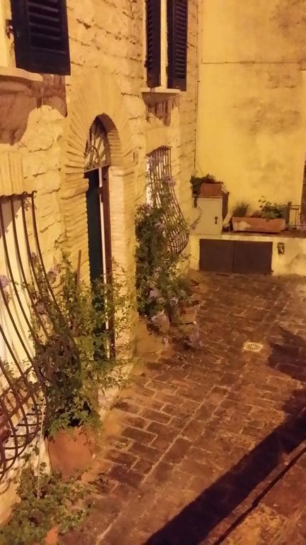 מלון נומאנה La Casina Delle Fate מראה חיצוני תמונה